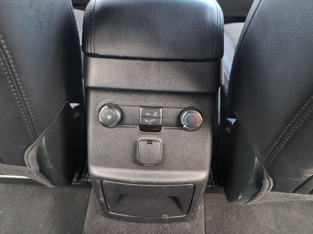 2019 Ford Explorer XLT photo 18