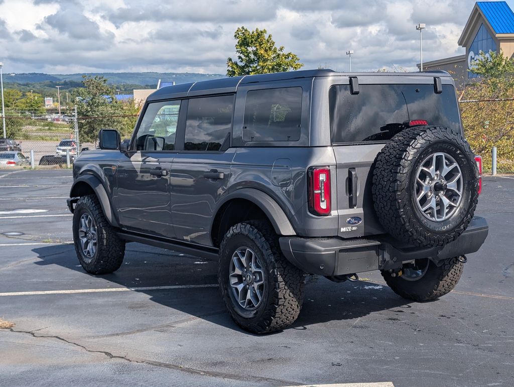 2025 Ford Bronco Badlands photo 4