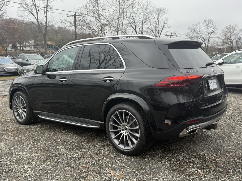 2026 Mercedes Benz GLE 450 4MATIC photo 2