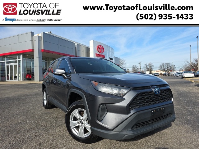 2019 Toyota RAV4 LE's photo
