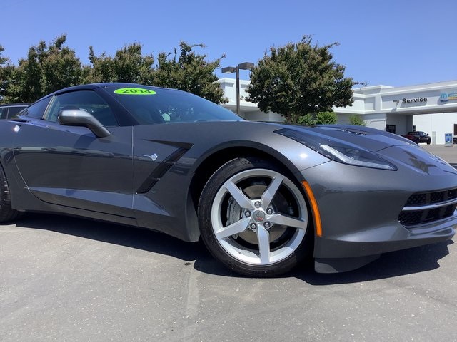 2014 Chevrolet Corvette Stingray Base photo 3