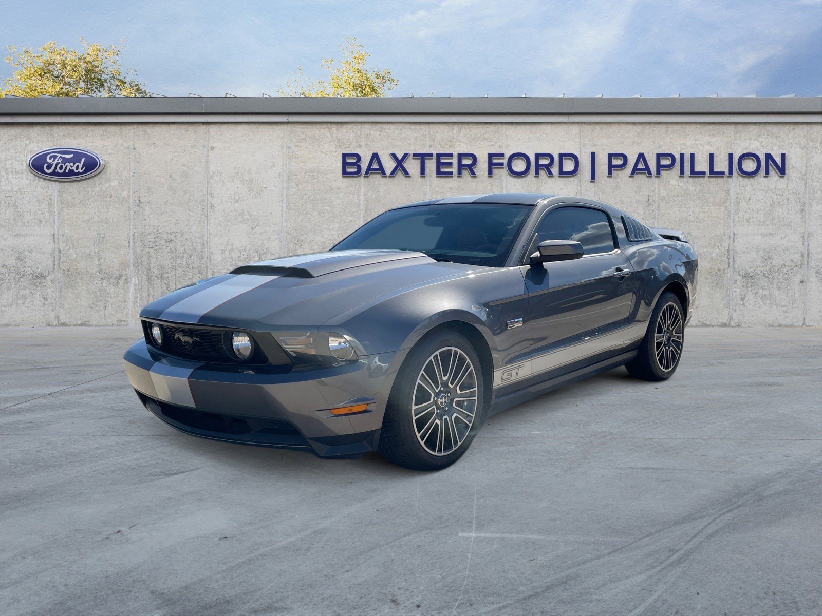 2010 Ford Mustang GT Premium photo 7