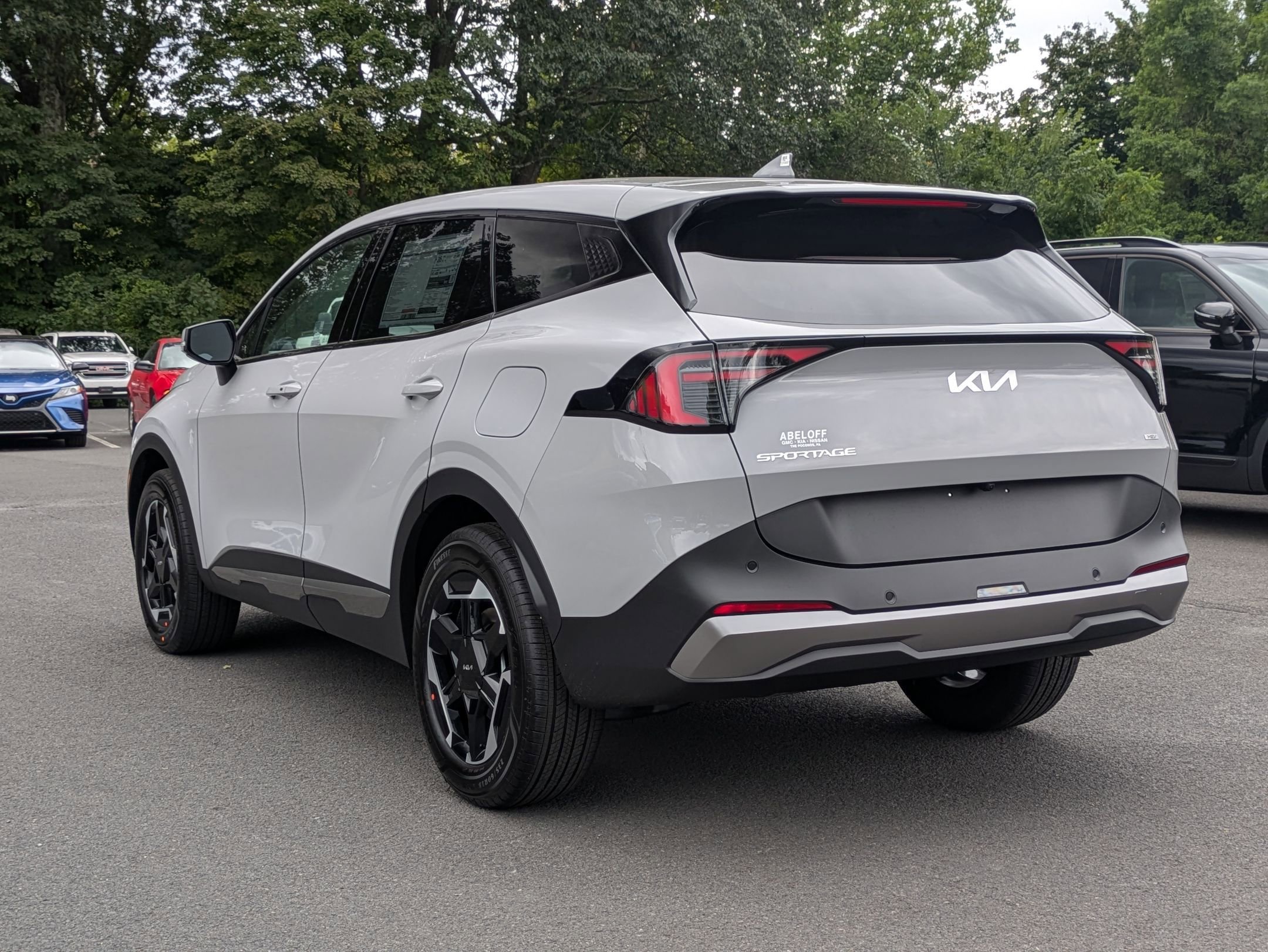 2026 Kia Sportage Hybrid S photo 4