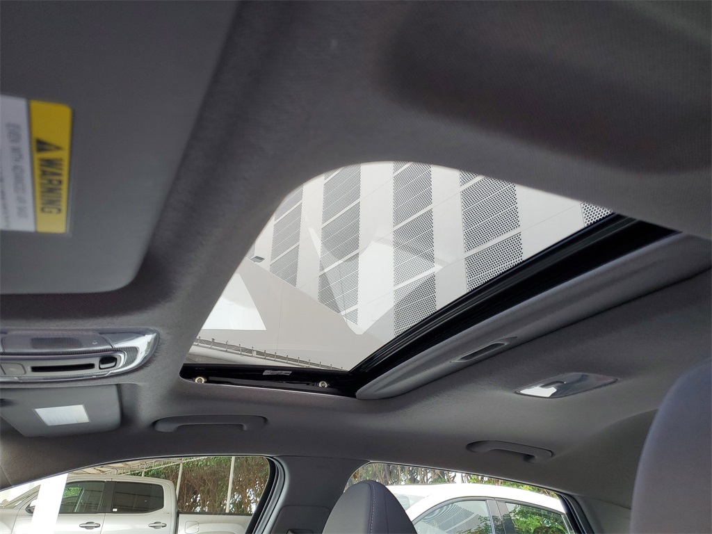 2025 Hyundai Elantra SEL Convenience photo 15