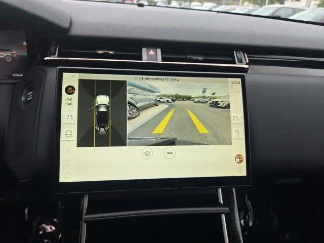 2025 Land Rover Range Rover Velar SE photo 9