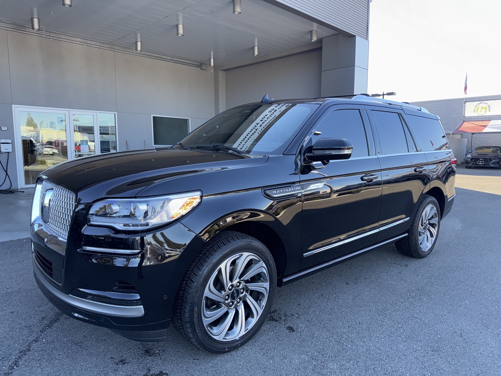 2023 Lincoln Navigator Reserve's photo
