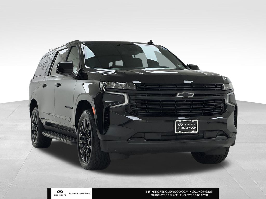 2024 Chevrolet Suburban RST's photo