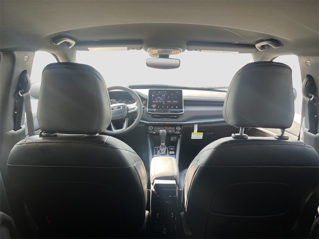 2026 Jeep Compass Trailhawk photo 18