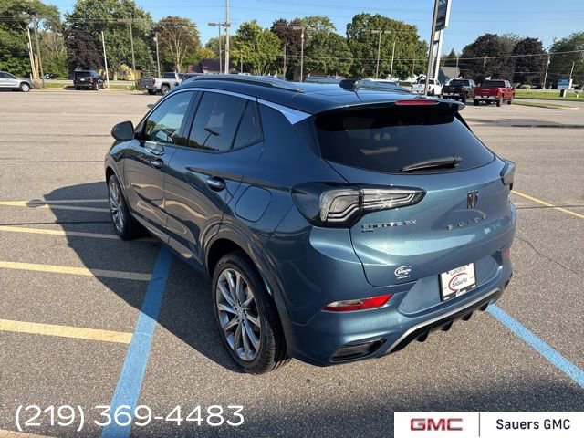 2024 Buick Encore GX Avenir photo 3
