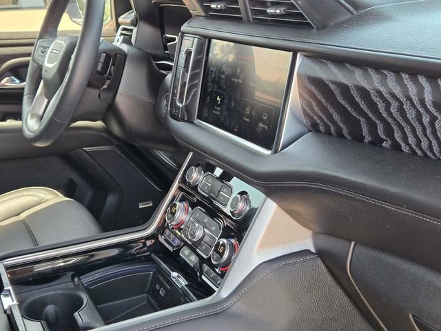 2024 Gmc Yukon Denali photo 30