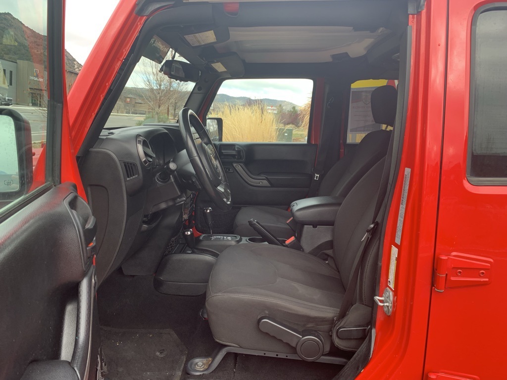 Used 2018 Jeep Wrangler JK Unlimited Sport S with VIN 1C4HJWDG5JL916196 for sale in Durango, CO