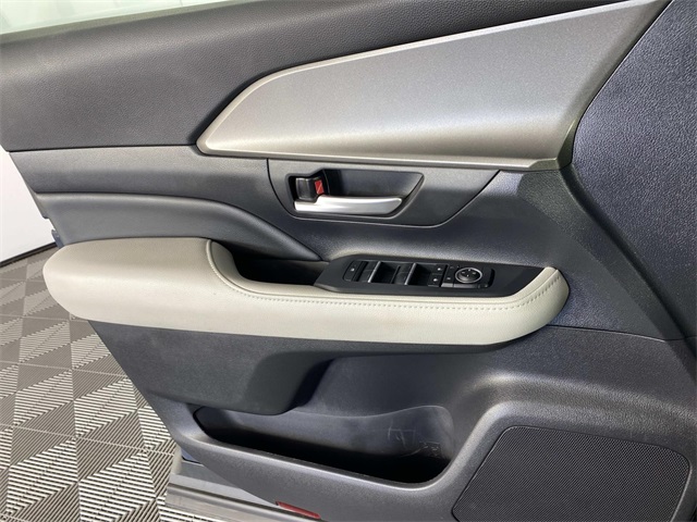2024 Toyota Highlander Hybrid XLE photo 21