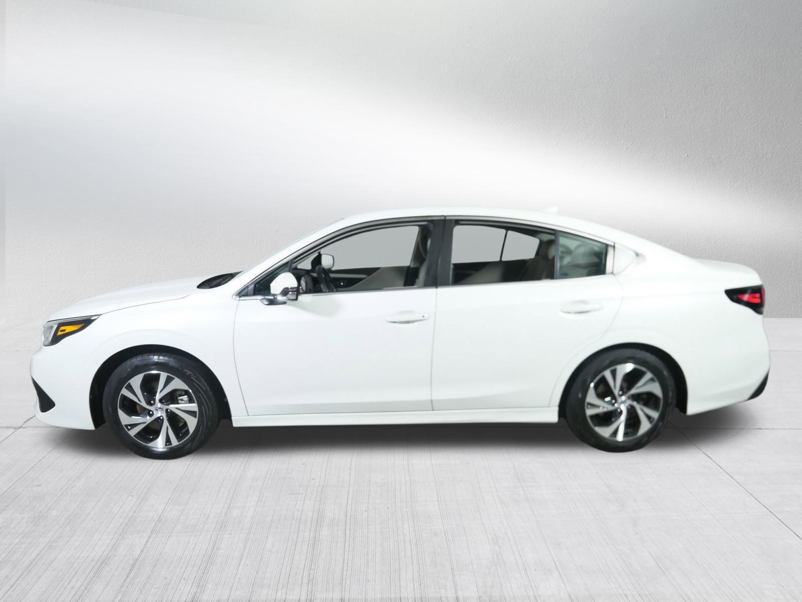 2022 Subaru Legacy Premium photo 4