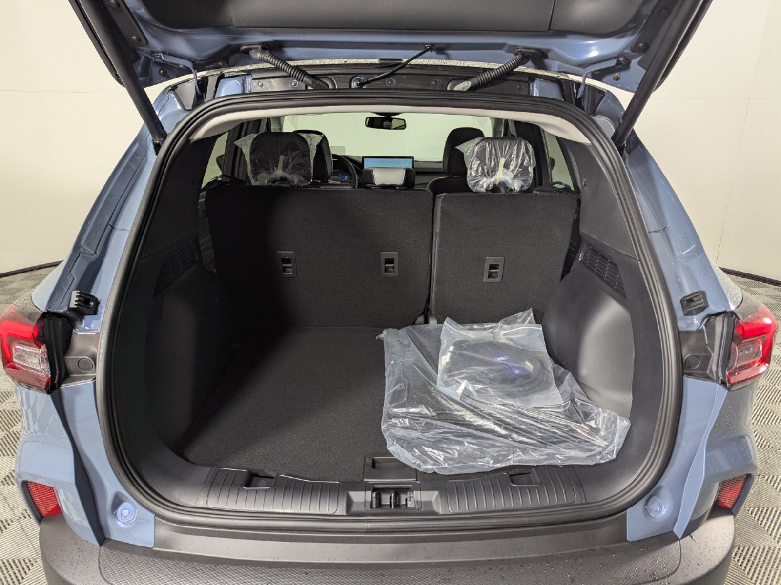 2025 Ford Escape photo 10