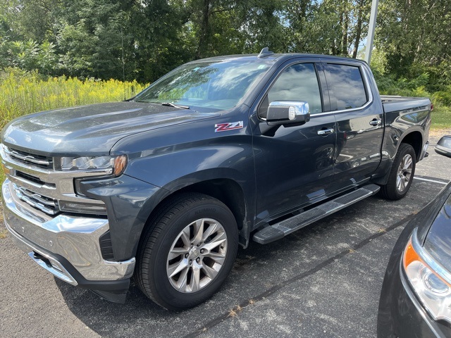 2019 Chevrolet Silverado 1500 LTZ photo 2