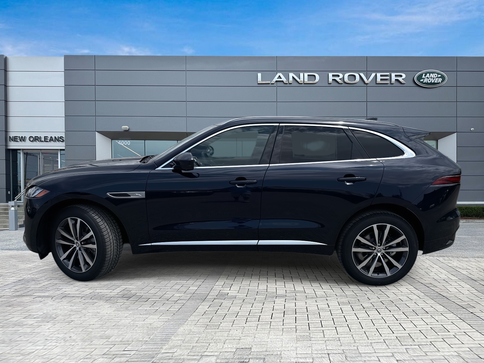 2026 Jaguar F-PACE P250 R-Dynamic S photo 2