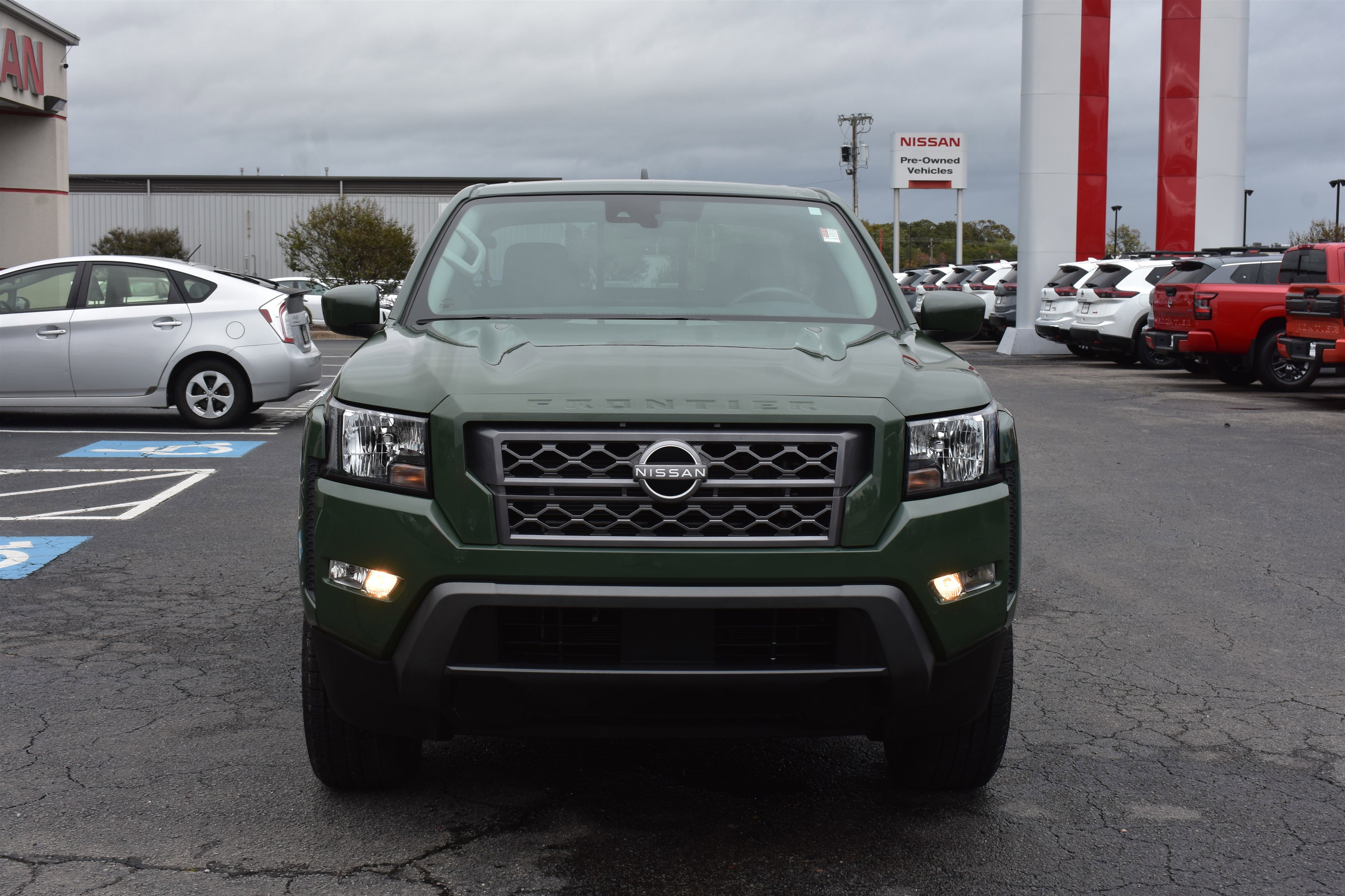 Used 2022 Nissan Frontier SV with VIN 1N6ED1CLXNN624367 for sale in Little Rock