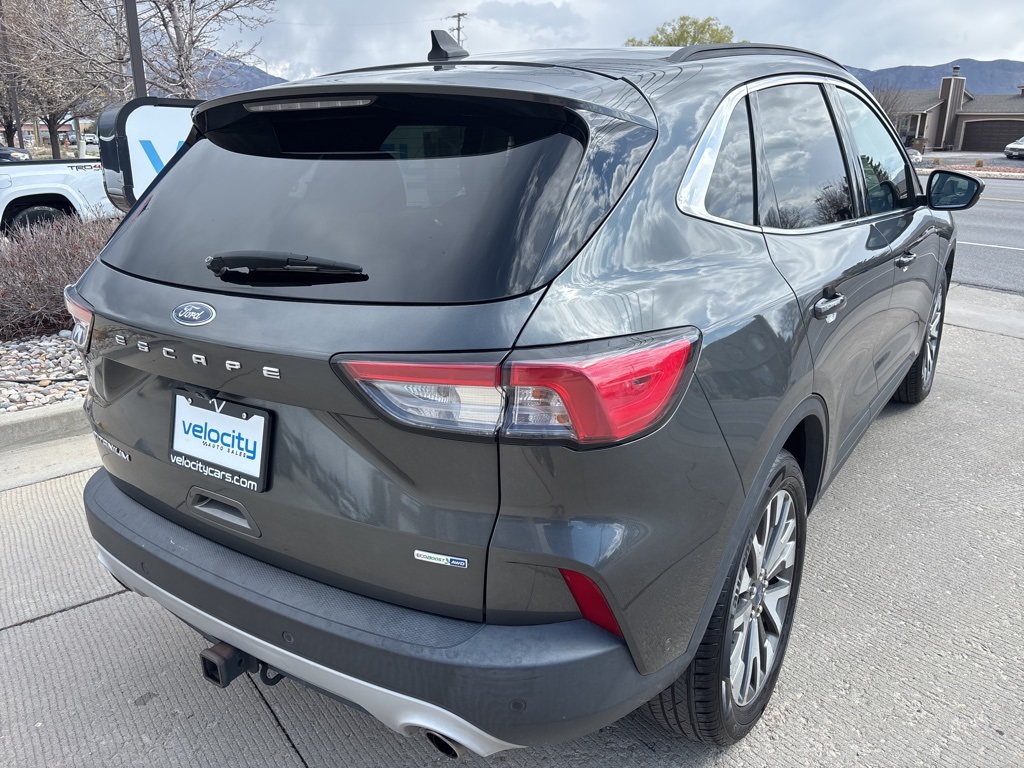 2020 Ford Escape Titanium photo 5