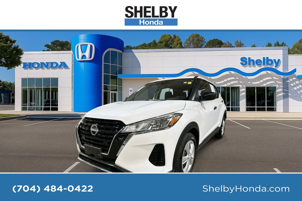 2022 Nissan Kicks S's photo