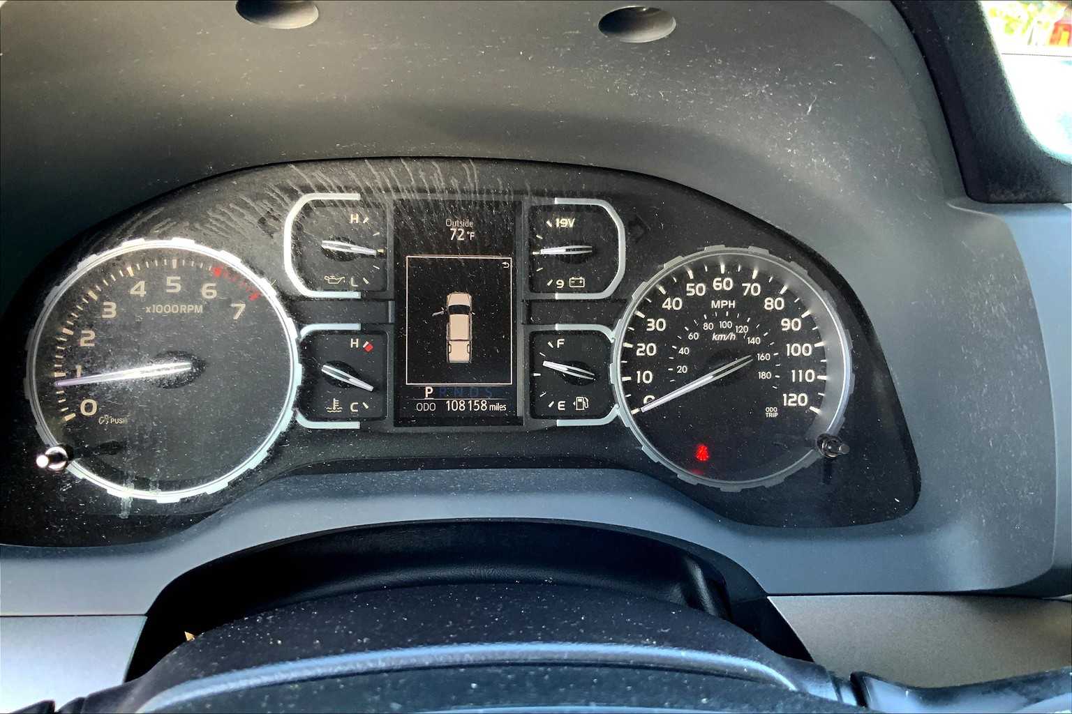 2018 Toyota Tundra SR5 photo 23