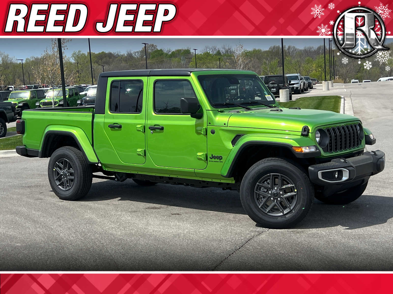 2025 Jeep Gladiator Sport S's photo