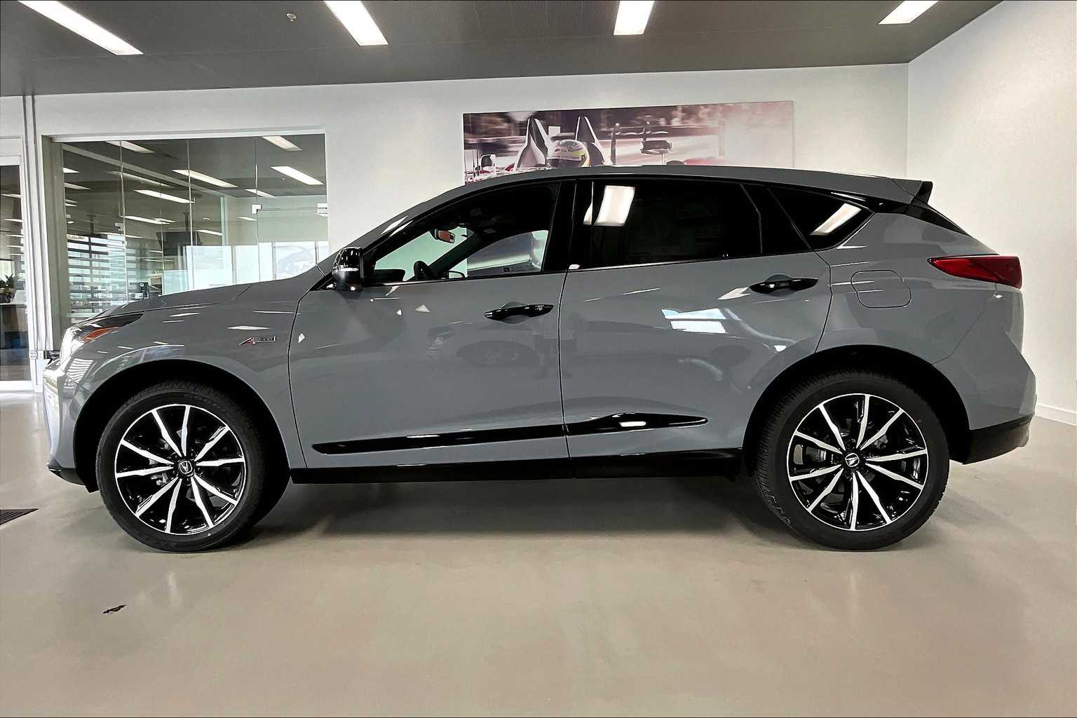 2025 Acura RDX A-Spec Advance photo 3