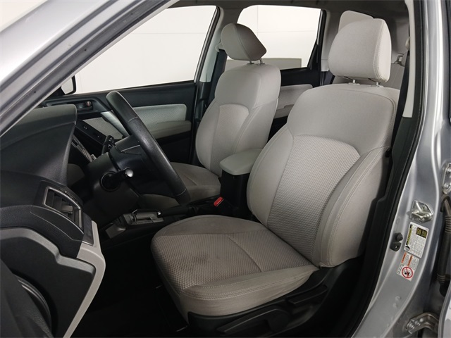 2017 Subaru Forester 2.5i photo 15