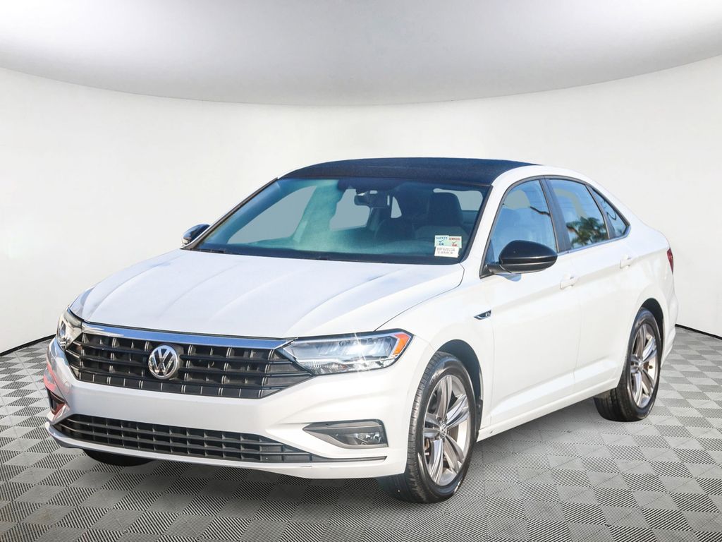 2019 Volkswagen Jetta R-Line photo 3