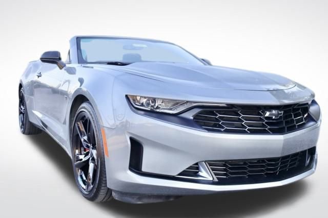 2024 Chevrolet Camaro 1LT photo 3