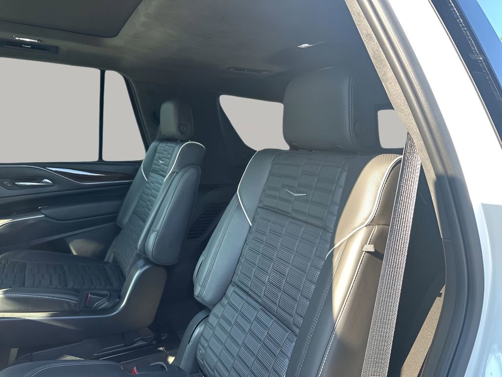 2022 Cadillac Escalade Premium Luxury Platinum photo 17