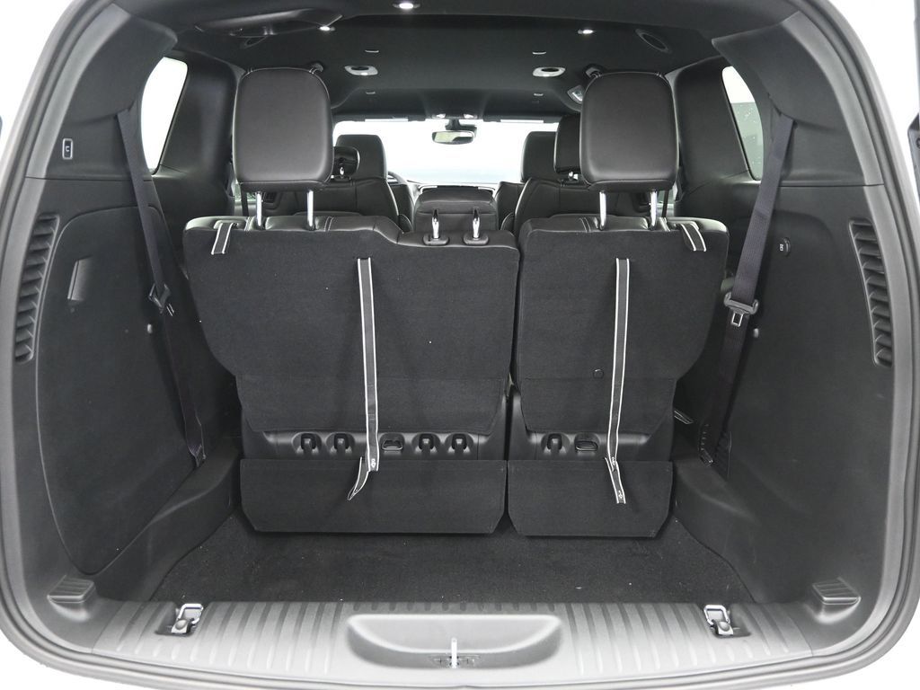 2026 Chrysler Pacifica photo 9