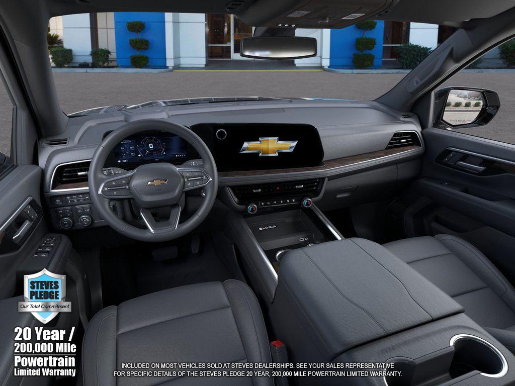 2025 Chevrolet Suburban LT photo 15