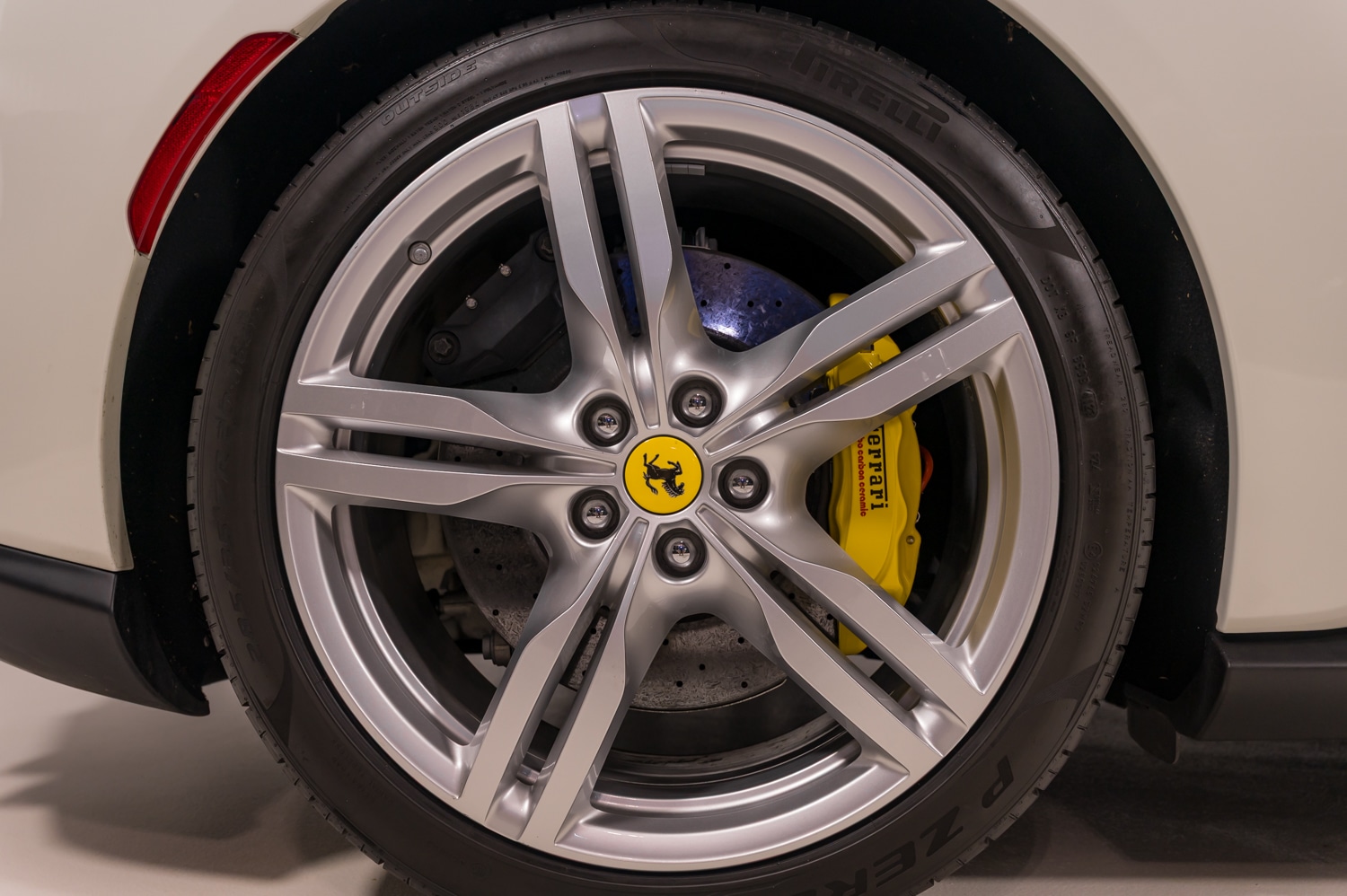 2022 Ferrari Portofino M photo 21