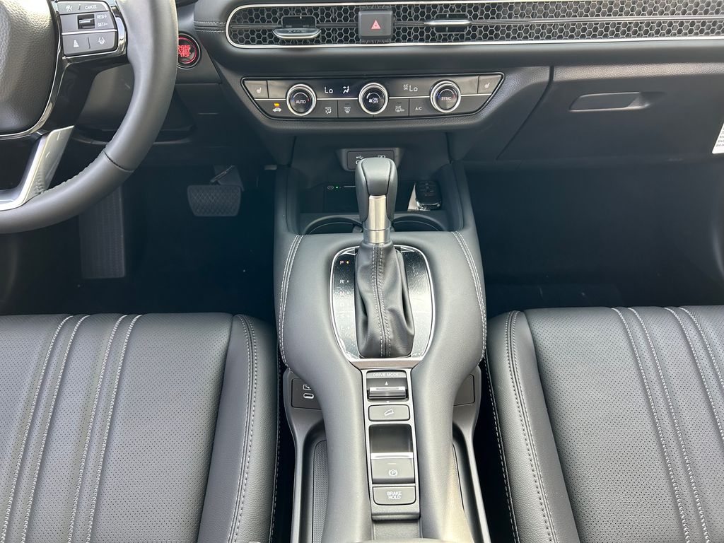 2026 Honda HR-V EX-L photo 16