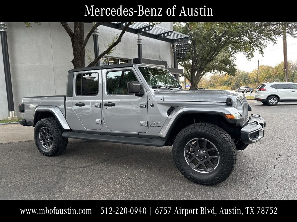 2020 Jeep Gladiator Overland's photo