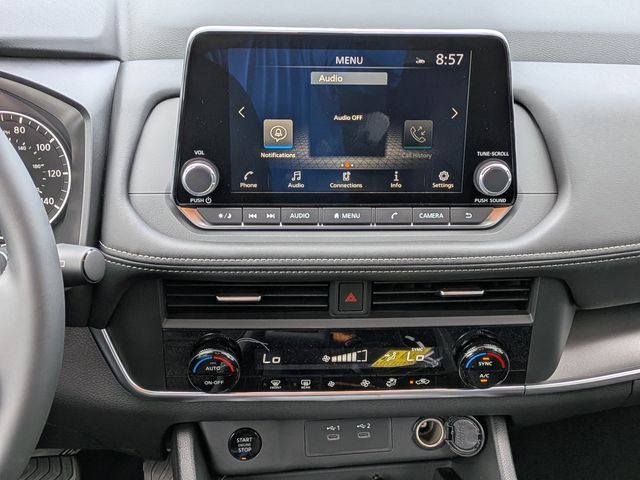 2026 Nissan Rogue SV photo 10