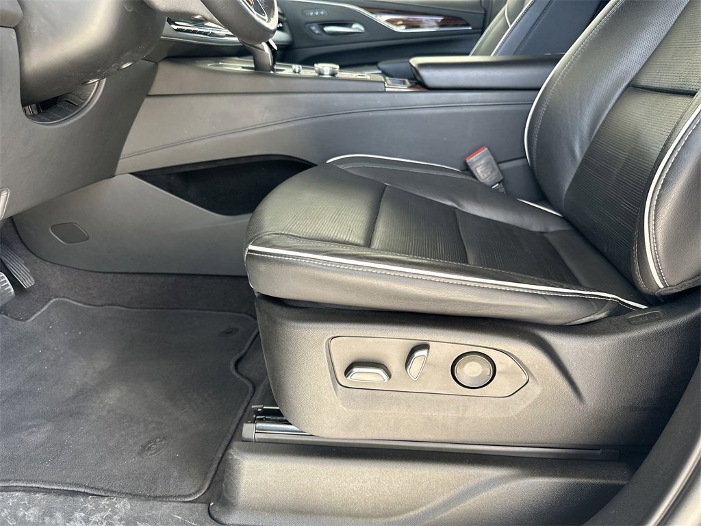 2023 Cadillac Escalade ESV Premium Luxury photo 9