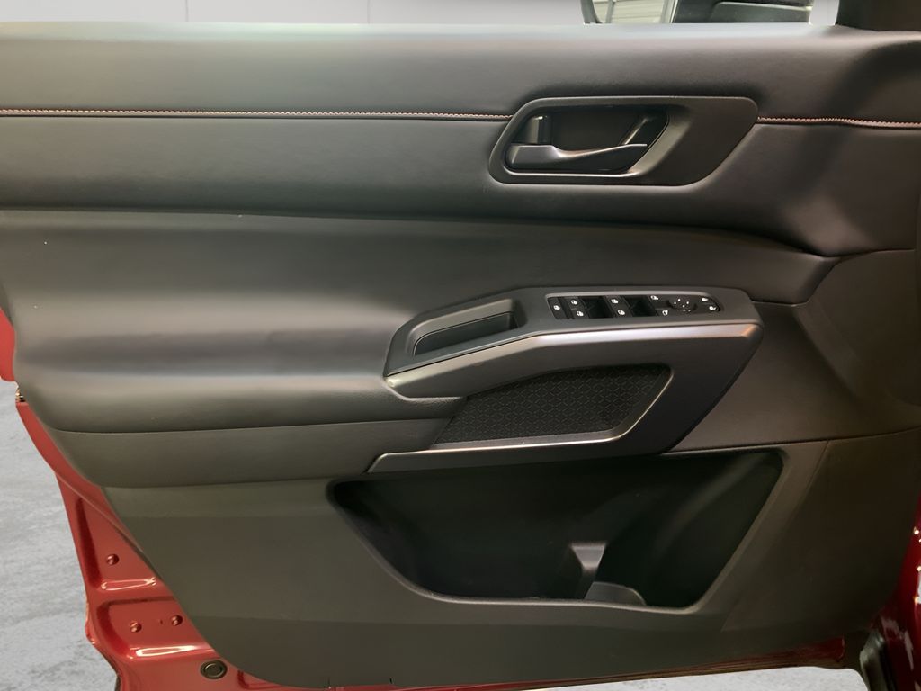 2023 Nissan Pathfinder Rock Creek photo 10