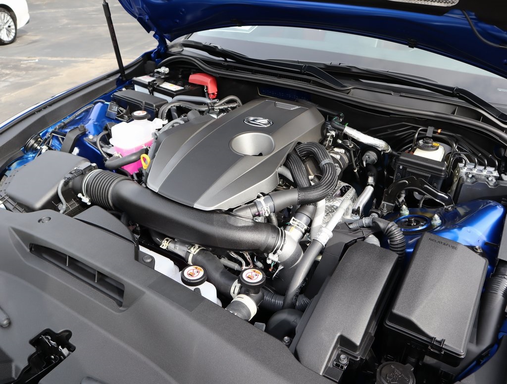 2025 Lexus IS 300 F SPORT photo 14
