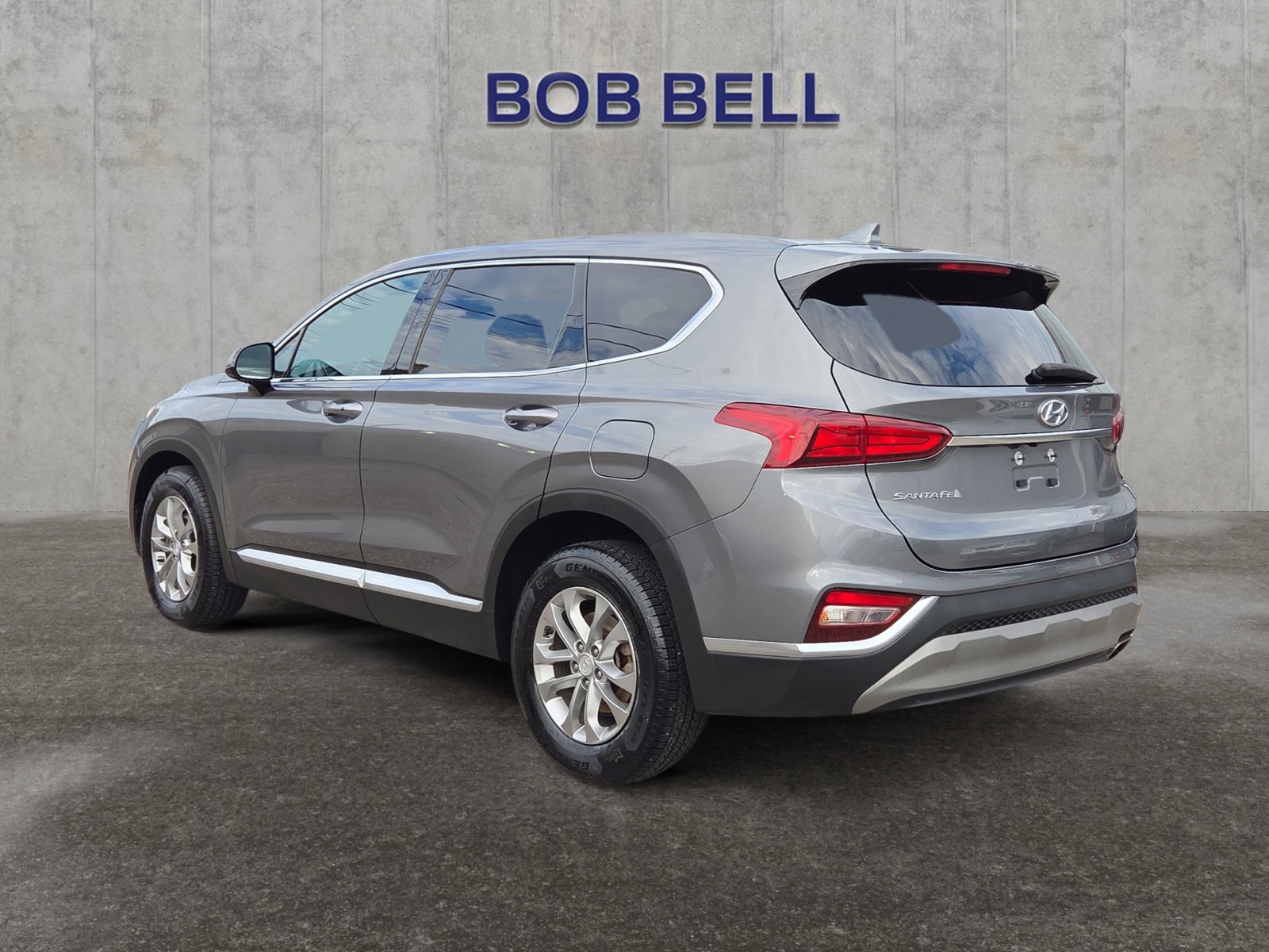 2020 Hyundai Santa Fe SEL photo 3