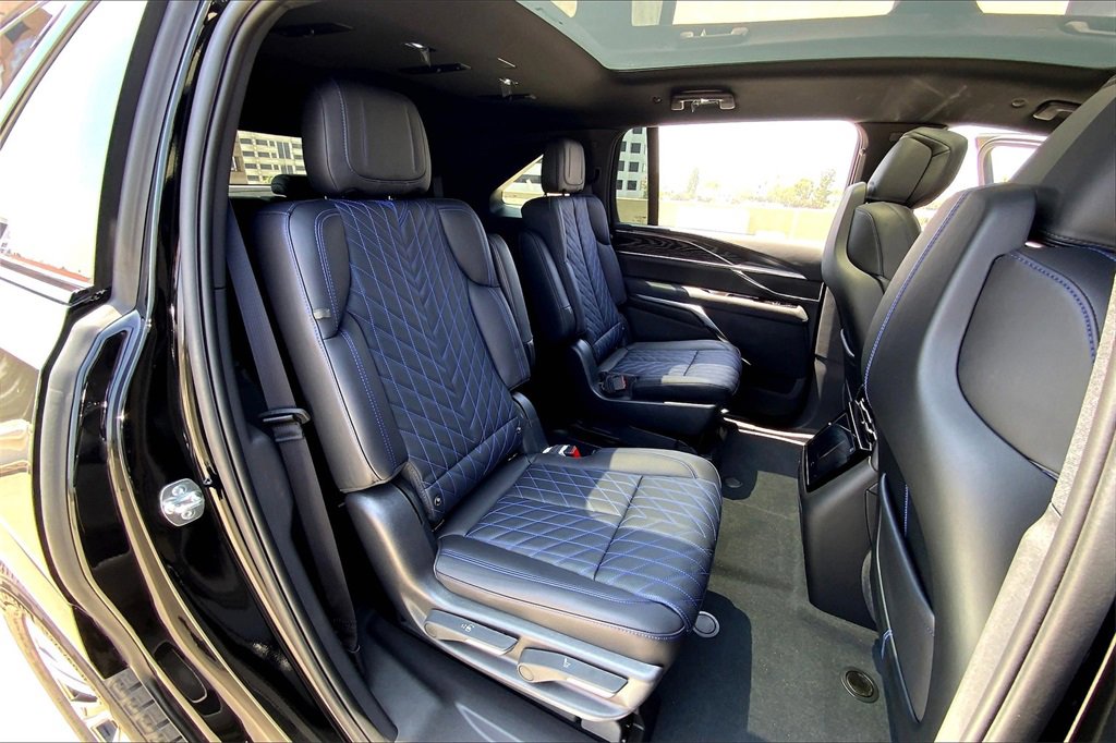2026 Cadillac Escalade IQ Sport photo 27