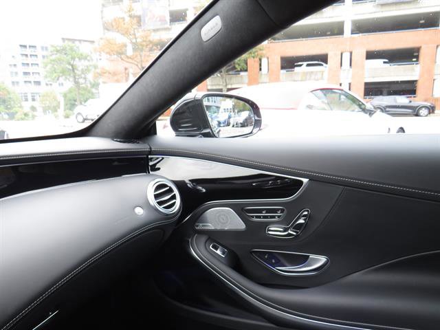 2019 Mercedes Benz S 560 4MATIC photo 16
