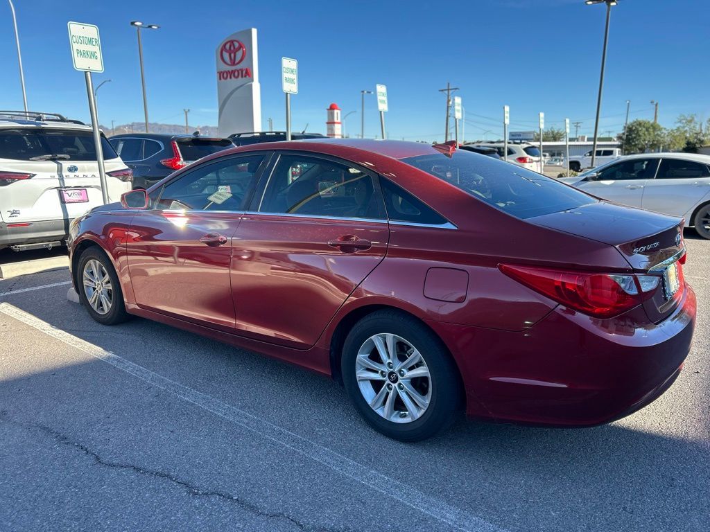 2013 Hyundai Sonata GLS photo 4