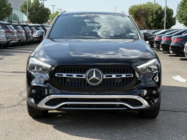 2025 Mercedes Benz GLA 250 4MATIC photo 3