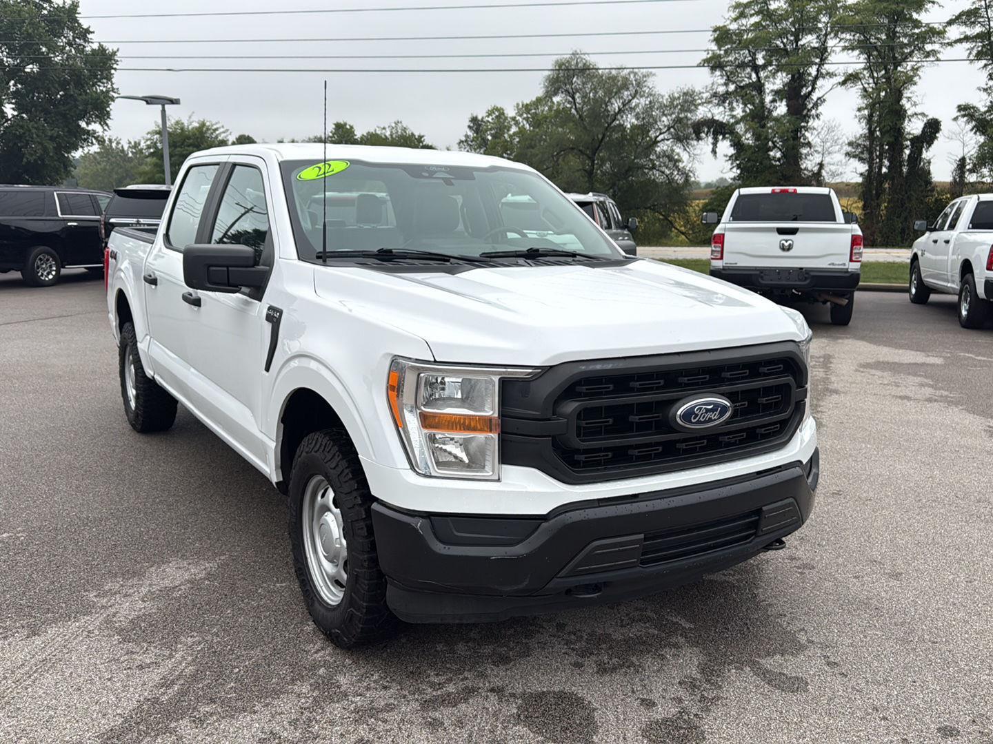 2022 Ford F-150 XL photo 2