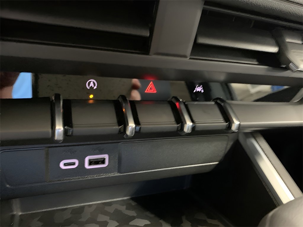 2025 Chevrolet Colorado Trail Boss photo 14