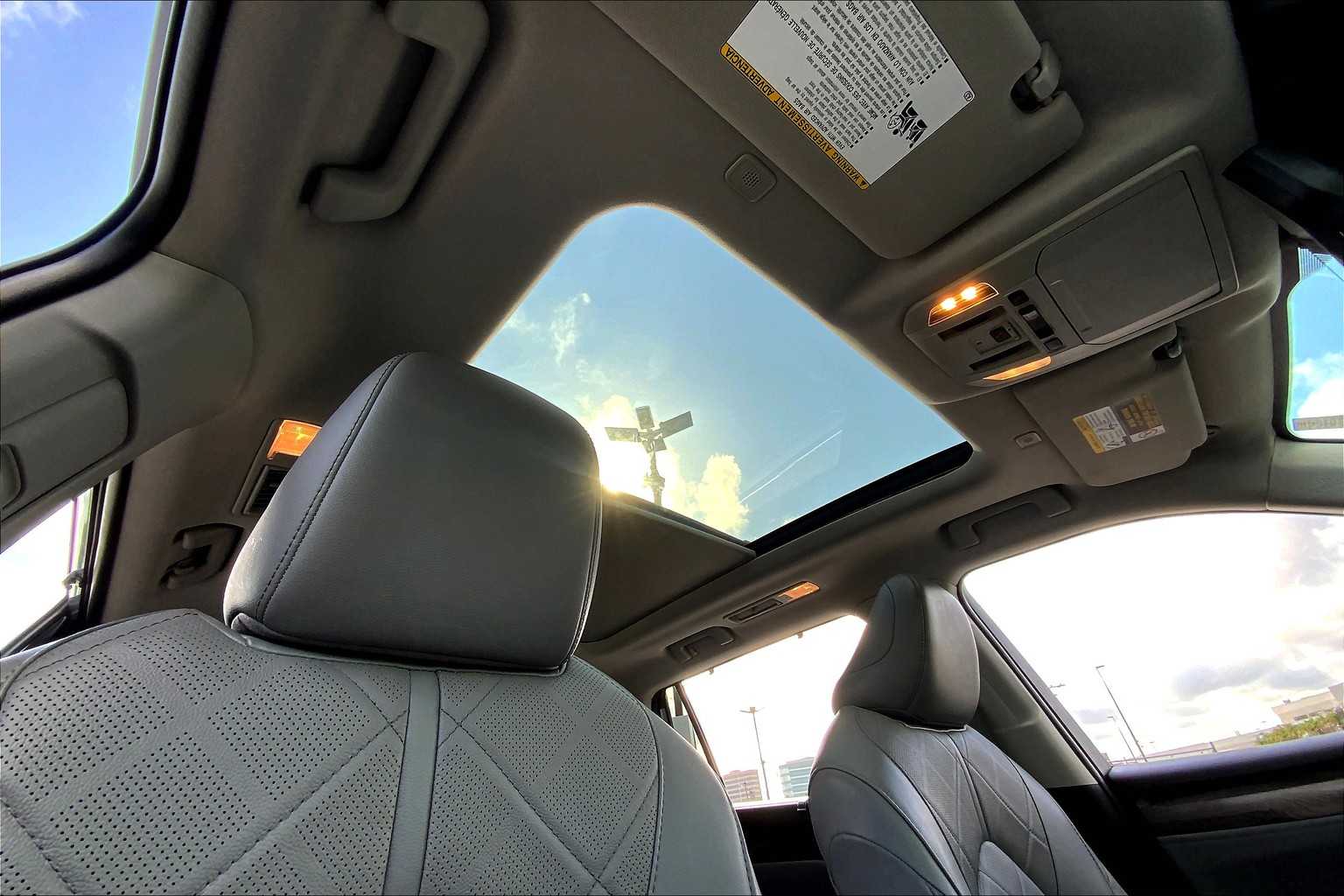 2024 Toyota Highlander Platinum photo 13