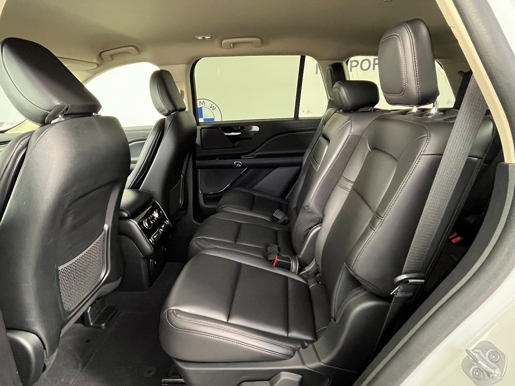 2023 Lincoln Aviator Standard photo 19