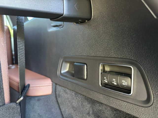 2026 Mercedes Benz GLS 450 4MATIC photo 44