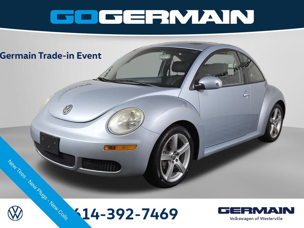 2010 Volkswagen New Beetle Base